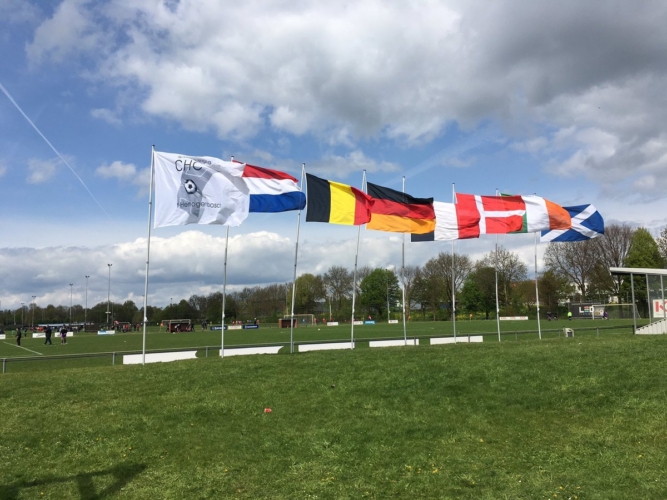 Vlaggen Easter Cup2017