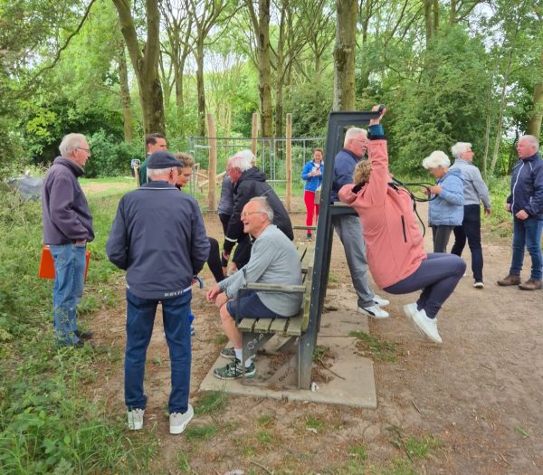 Wijkraad Empel houdt met dank aan stimuleringscheque een geslaagde sportieve dag voor bewoners.