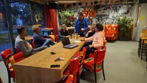 Coaches praten over plannen om een woontoren voor topsporters in Den Bosch te realiseren